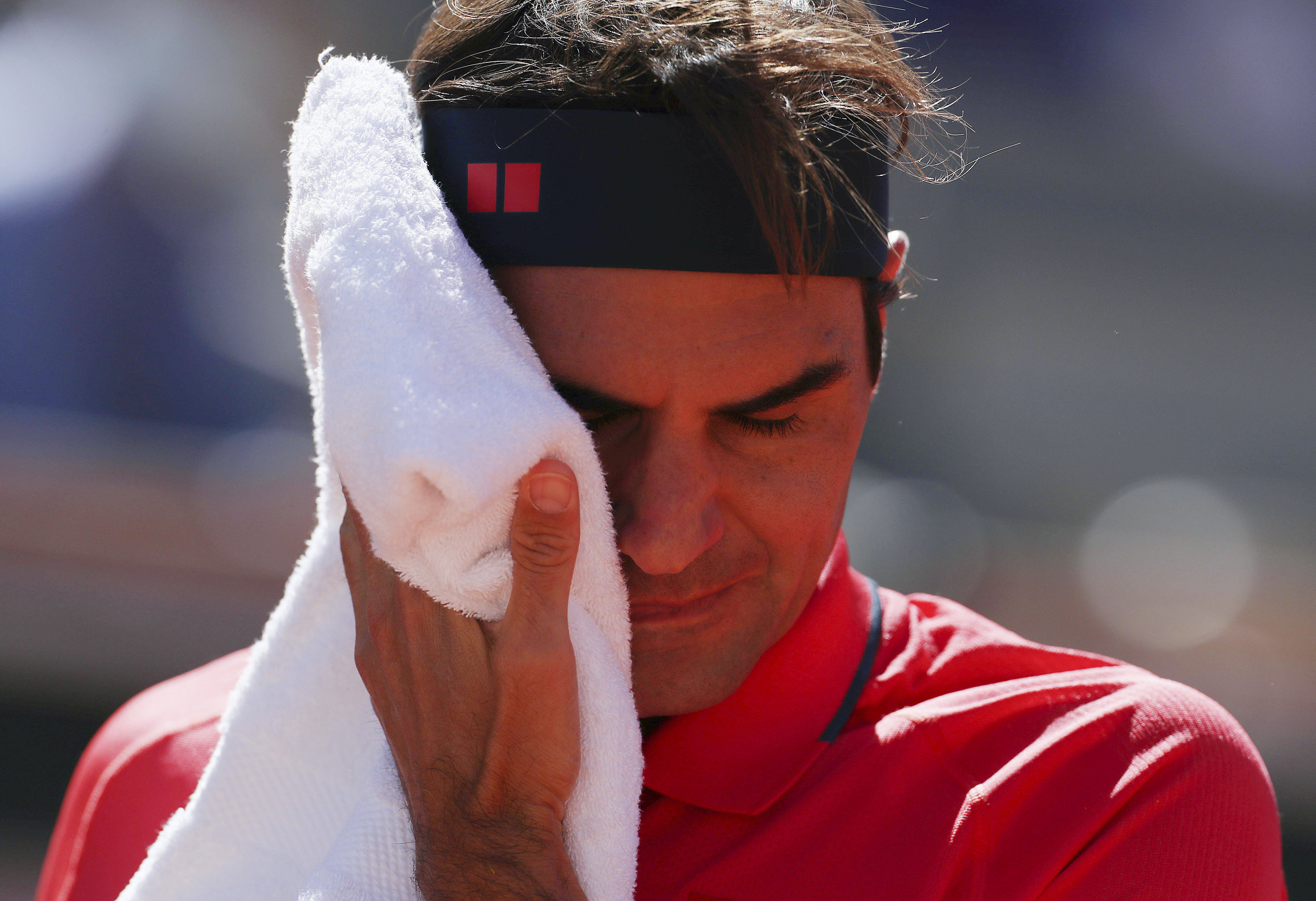 九游游戏中心下载关于费德勒在巴黎圣日耳曼比赛中战术调整，赛事规则更新引发热议！的信息